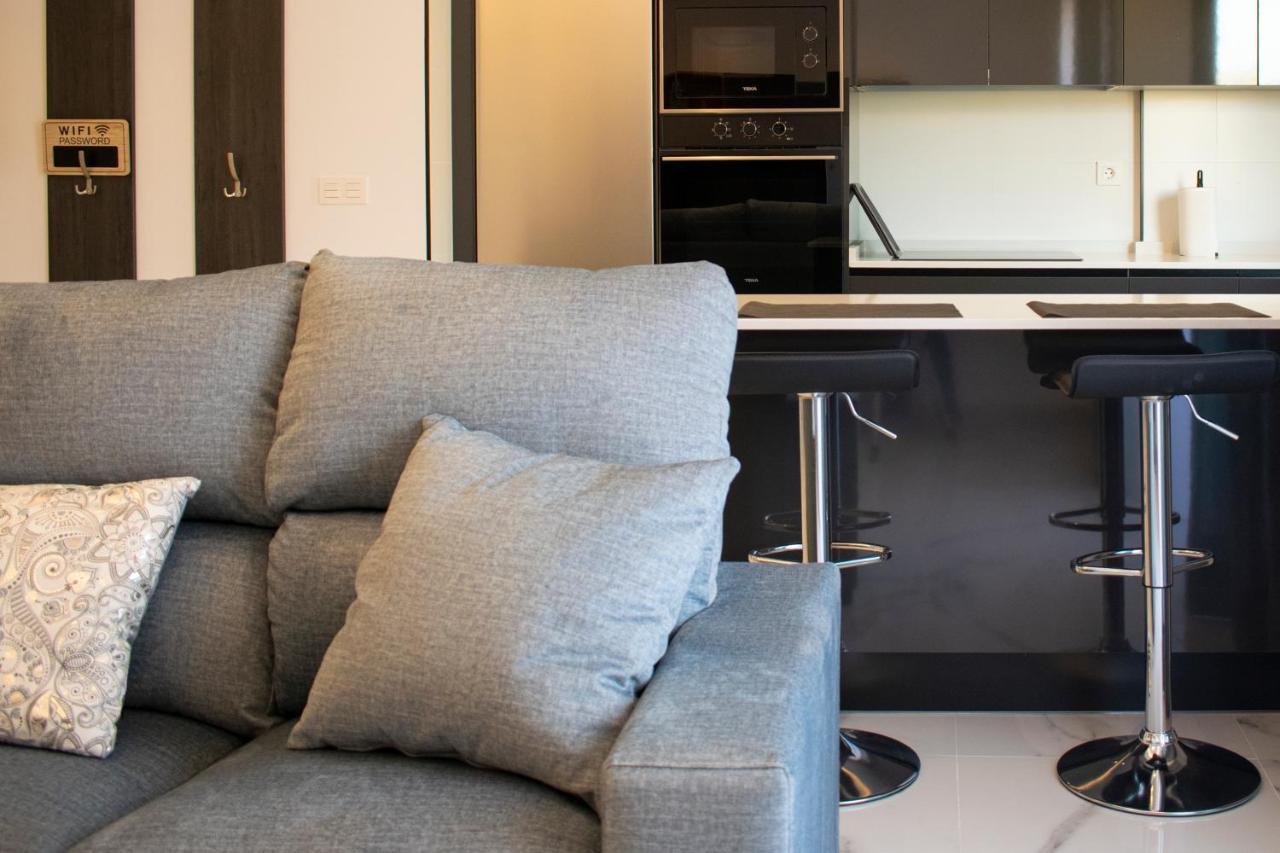 Deluxe Apartament アルカラ・ラ・レアル エクステリア 写真