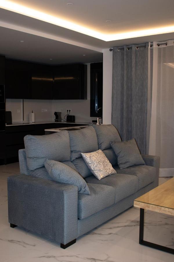 Deluxe Apartament アルカラ・ラ・レアル エクステリア 写真